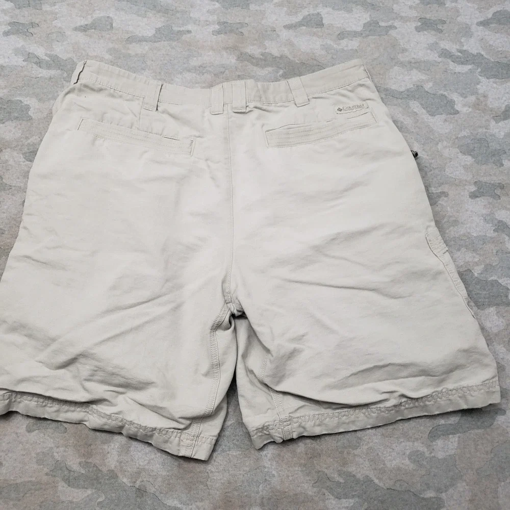 Columbia Shorts Mens 38 Green Canvas Outdoor Pockets Hiking Camp Travel